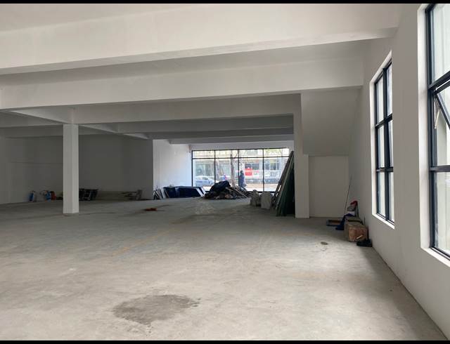 377M² RETAIL TO LET IN CLAREMONT UPPER