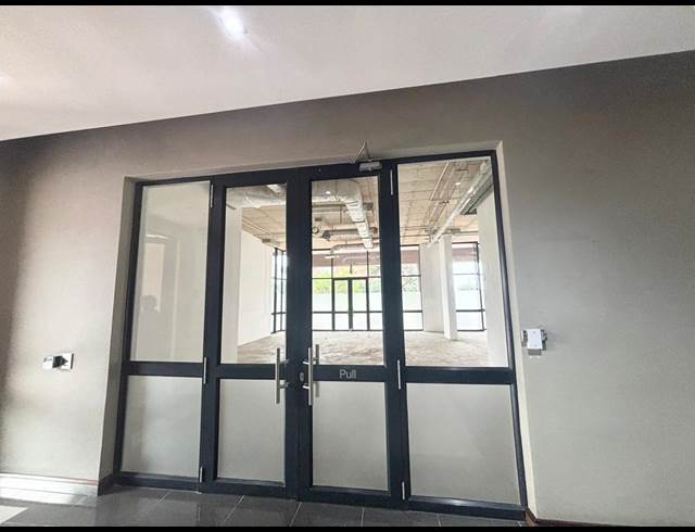 136M² OFFICE TO LET IN UMHLANGA RIDGE