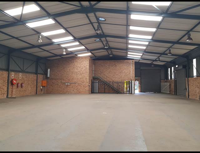 1,000M² WAREHOUSE RENTED IN SEBENZA