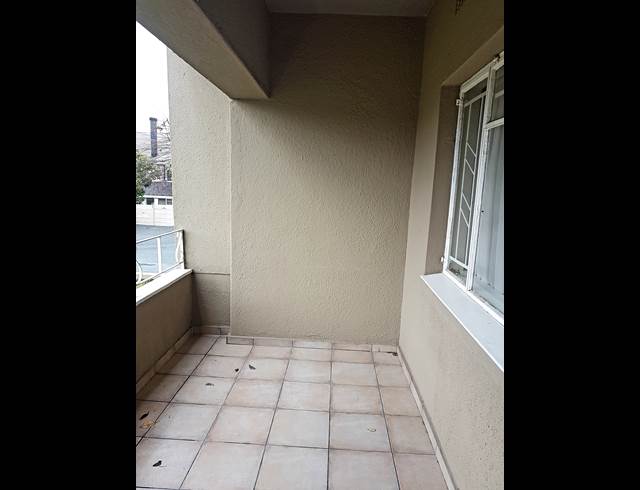 2 bed property to rent in LANGERUG
