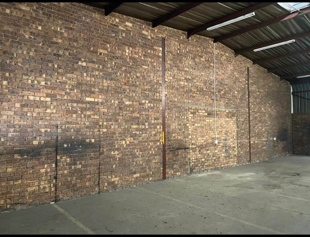 187M² WAREHOUSE TO LET IN WADEVILLE