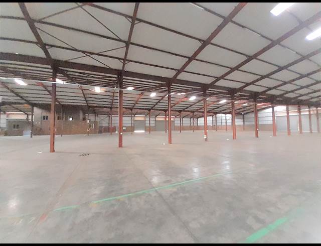 5,787M² WAREHOUSE TO LET IN SILVERTON