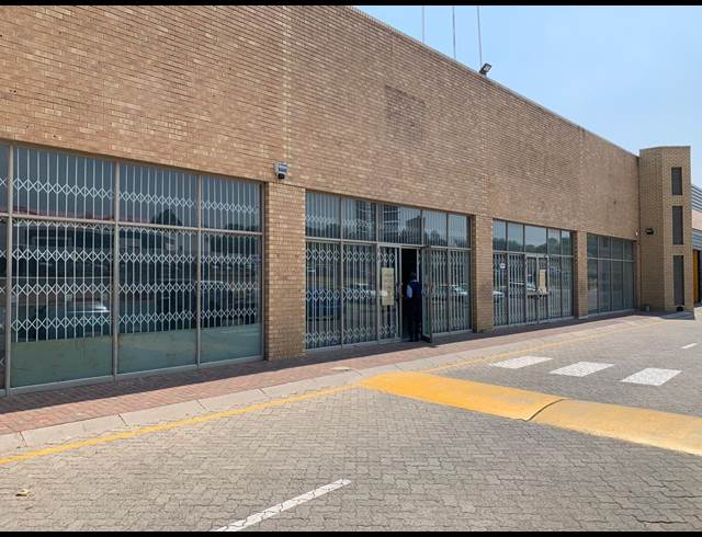 406M² WAREHOUSE TO LET IN STRIJDOMPARK
