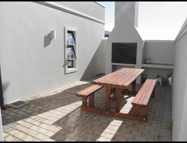 2 bed property to rent in REUNION PARK