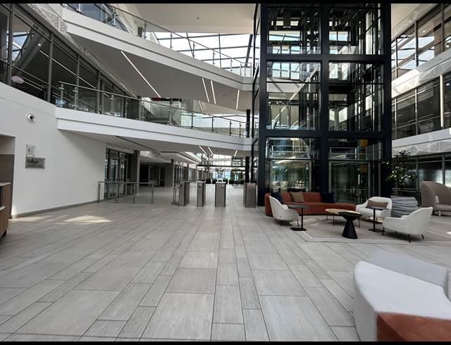 2,700M² OFFICE TO LET IN WATERFALL