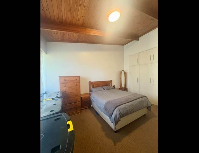 2 BEDROOM PROPERTY TO RENT IN SENDERWOOD