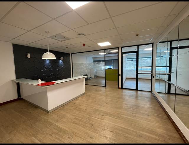 950M² OFFICE TO LET IN CAPE TOWN CITY CENTRE