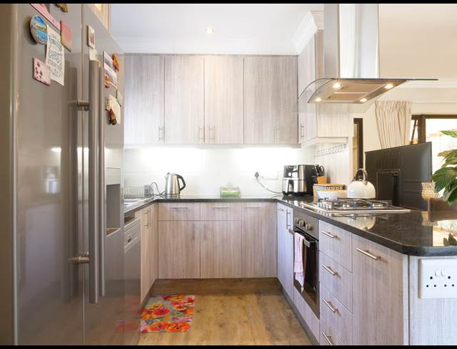2 BEDROOM SEMI DETACHED RENTED IN ELFINDALE