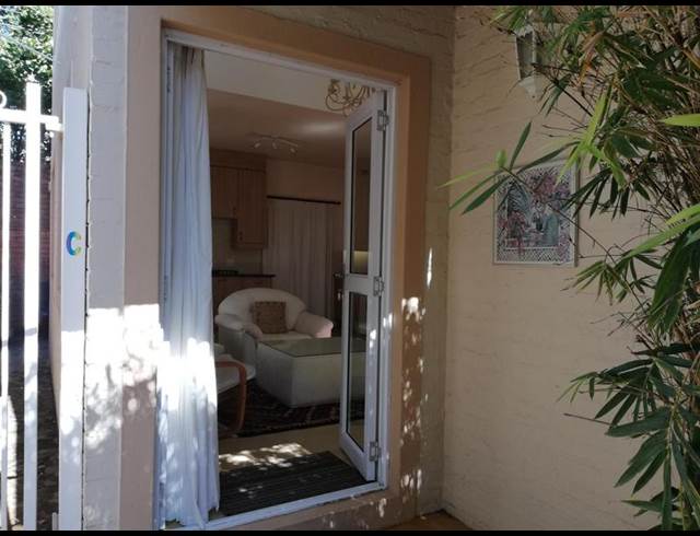 2 BEDROOM PROPERTY TO RENT IN BROOKLYN