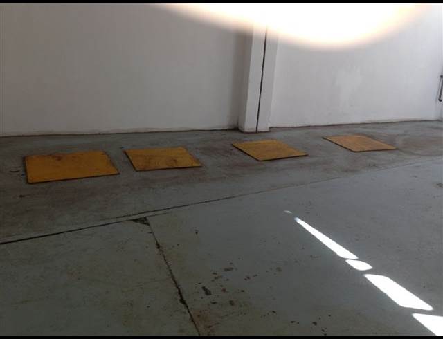 1,830M² FACTORY TO LET IN PAARDEN EILAND