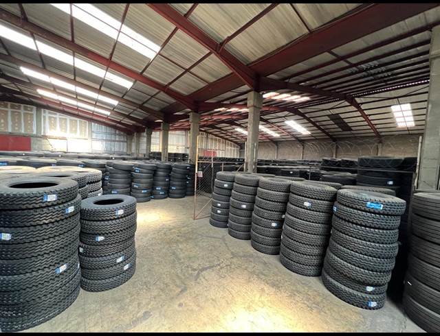 8,000M² WAREHOUSE TO LET IN JUPITER