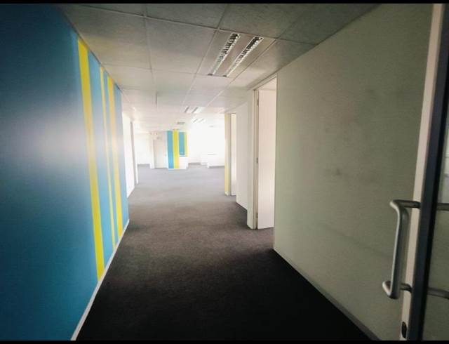 BUSINESS PROPERTY TO RENT IN RANDJESPARK