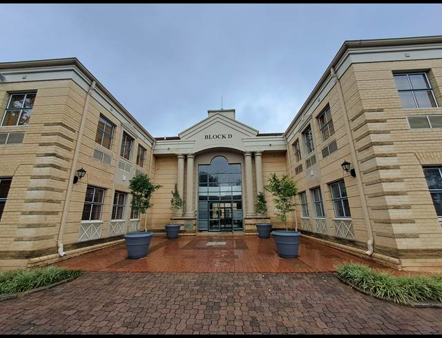 175M² OFFICE TO LET IN DUNKELD WEST