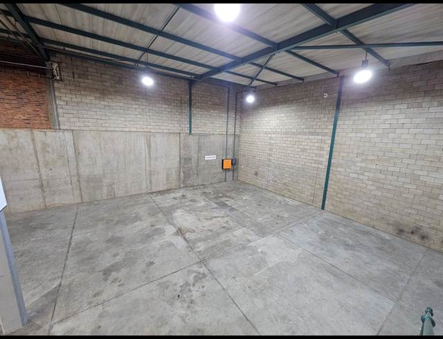 477M² WAREHOUSE TO LET IN LINBRO PARK