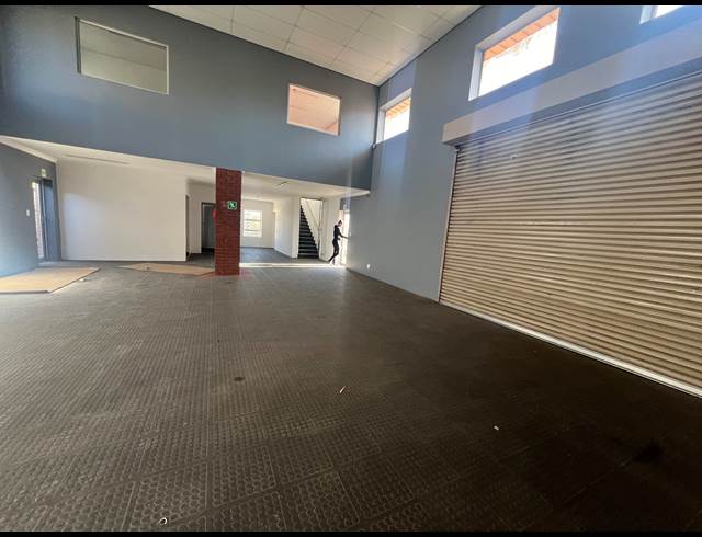 1,250M² WORKSHOP TO LET IN KYA SANDS