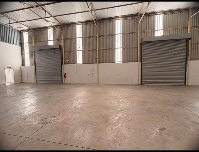 465M² WAREHOUSE TO LET IN SEBENZA