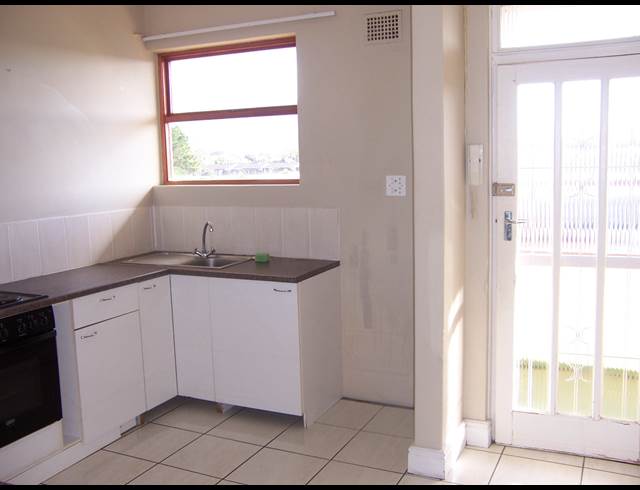2 bed property to rent in DIEP RIVER