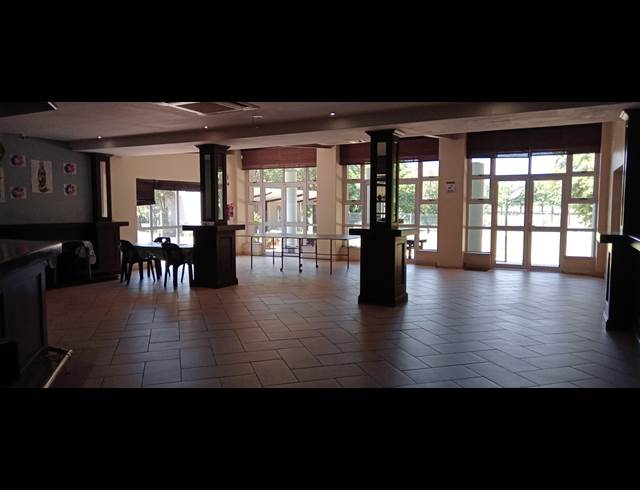 1,140M² OFFICE TO LET IN ORMONDE