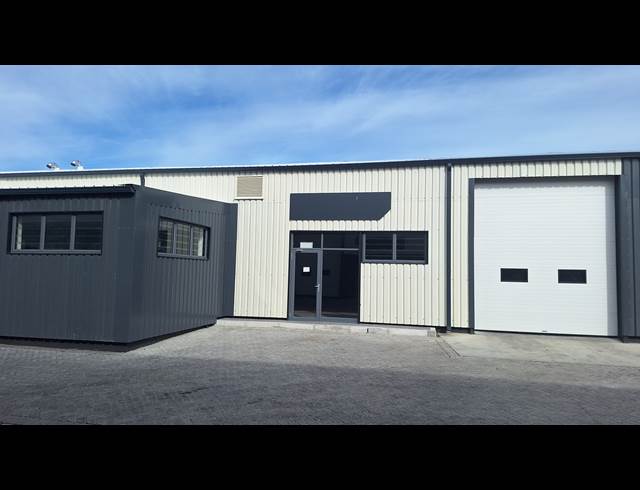 440M² WAREHOUSE TO LET IN TOKAI