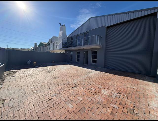 430M² WAREHOUSE TO LET IN SAXENBURG PARK 1