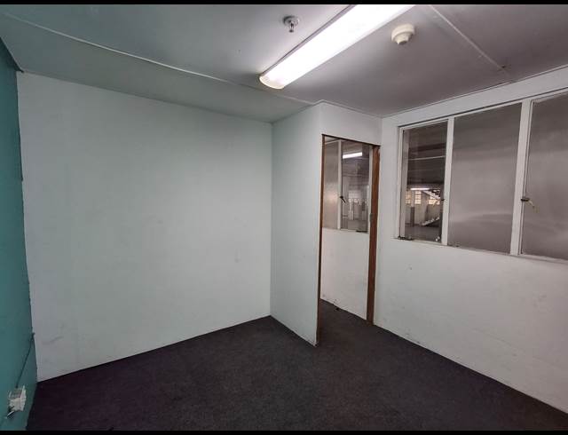 3,450M² WAREHOUSE TO LET IN WILSONIA