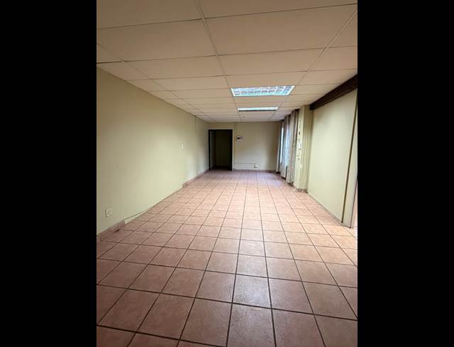 45M² OFFICE TO LET IN WIERDA PARK