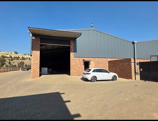816M² WAREHOUSE TO LET IN AEROTON