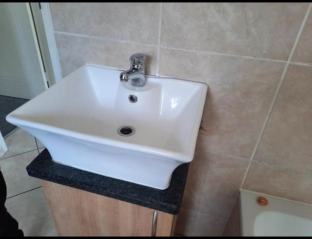 2 BEDROOM PROPERTY TO RENT IN VANDERBIJLPARK SE 10