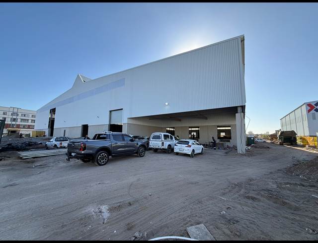 12,932M² WAREHOUSE TO LET IN CONGELLA
