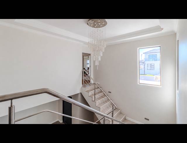 6 BEDROOM HOUSE TO LET IN BIG BAY