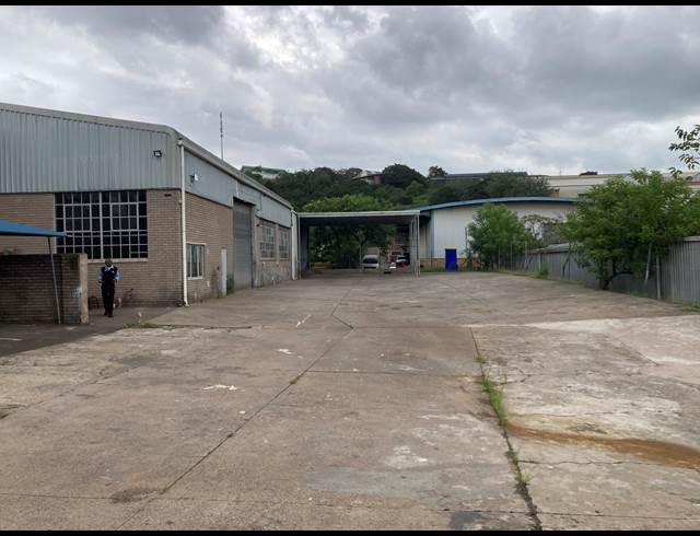 1,538M² WAREHOUSE TO LET IN WESTMEAD
