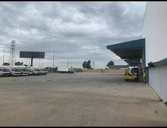 6,544M² WAREHOUSE TO LET IN UNION