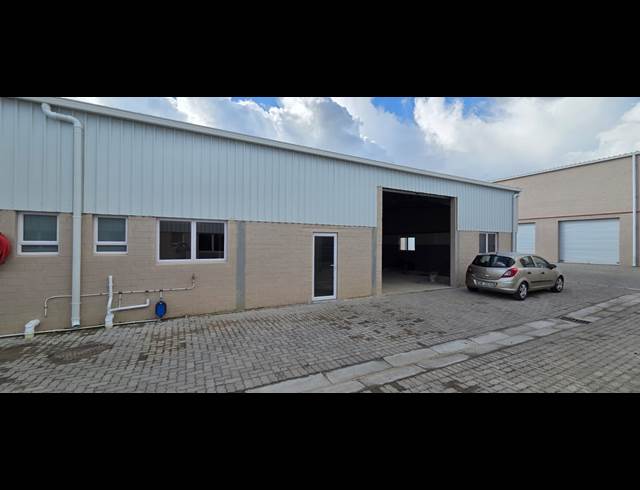 295M² WAREHOUSE TO LET IN WELLINGTON CENTRAL