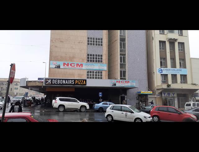 174M² OFFICE RENTED IN EAST LONDON CENTRAL