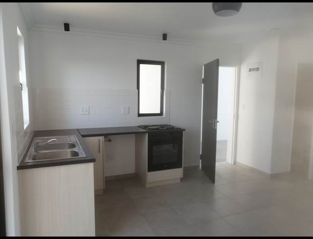 3 bed property to rent in THE CONIFERS