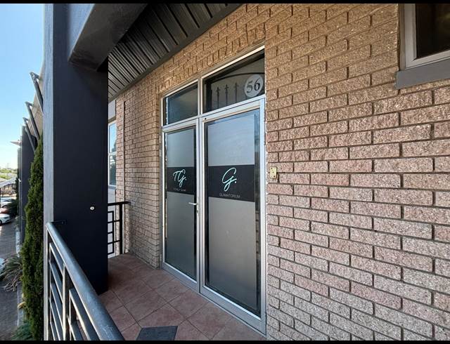 100M² OFFICE TO LET IN MILNERTON CENTRAL