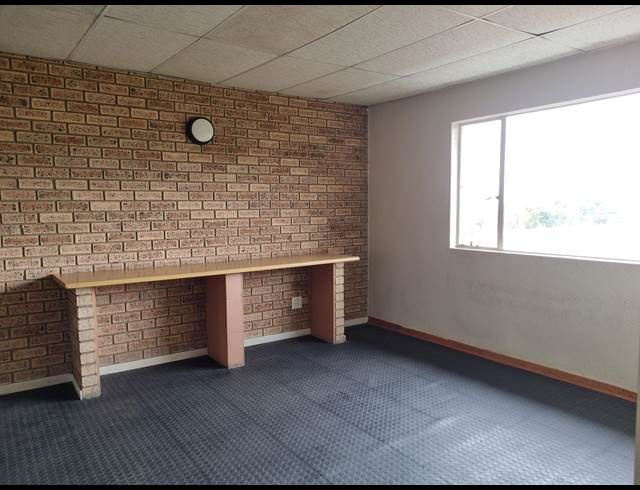 100M² OFFICE TO LET IN NELSPRUIT INDUSTRIAL