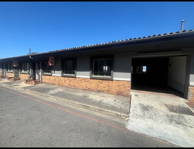 186M² INDUSTRIAL YARD TO LET IN BLACKHEATH INDUSTRIAL