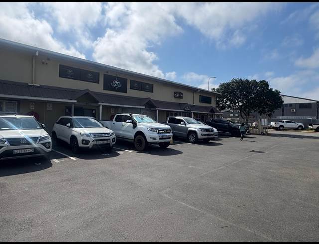 96M² BUSINESS CENTRE TO LET IN BALLITO CENTRAL