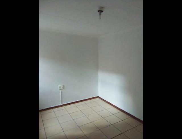 1 BEDROOM PROPERTY TO RENT IN PRIMROSE
