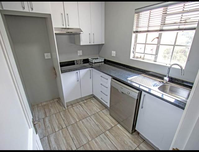 294M² OFFICE TO LET IN MELROSE ESTATE
