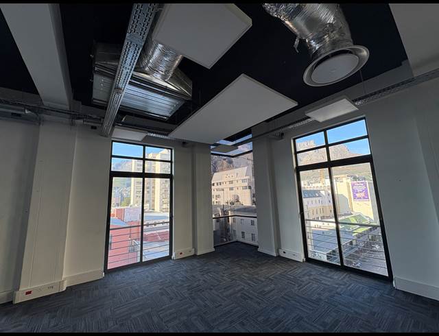 215M² OFFICE TO LET IN CAPE TOWN CITY CENTRE