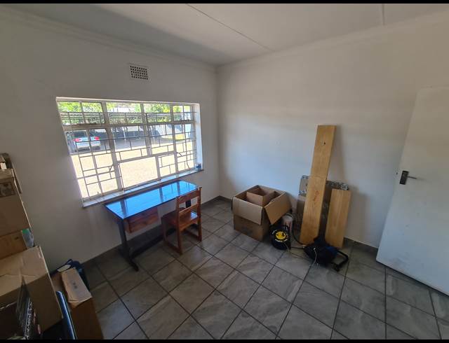 9M² OFFICE TO LET IN VANDERBIJLPARK SW 5