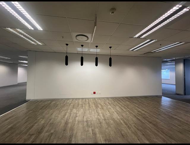 712M² OFFICE TO LET IN ROSEBANK