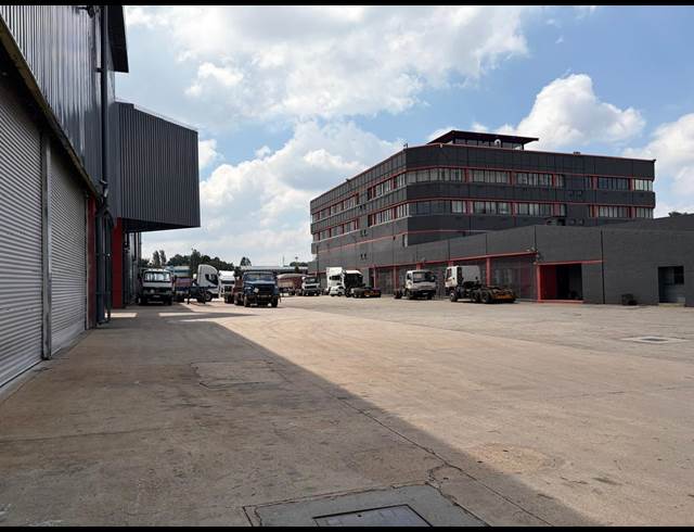 1,200M² WAREHOUSE TO LET IN CITY DEEP