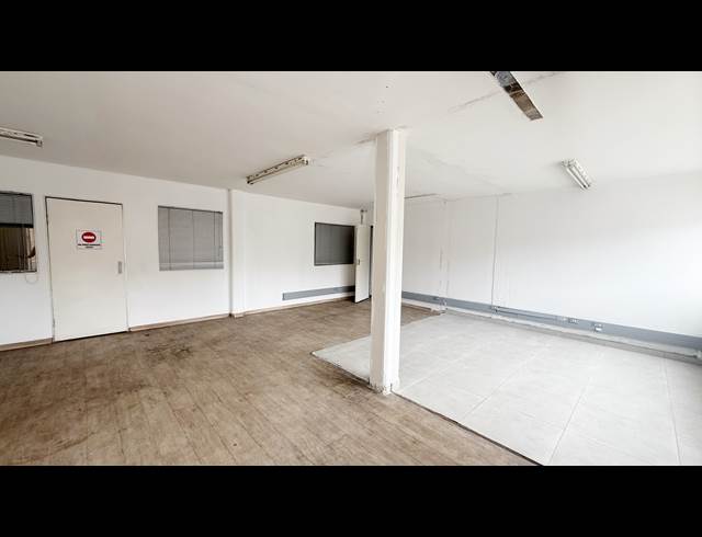 428M² WAREHOUSE TO LET IN MEADOWDALE