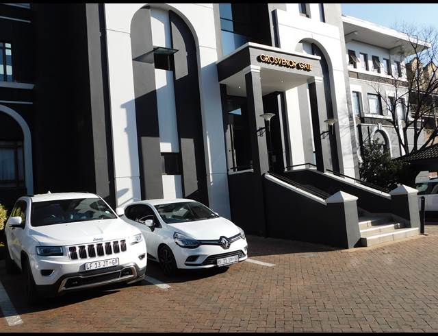 182M² OFFICE TO LET IN HYDE PARK