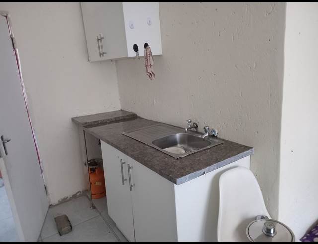 1 BEDROOM FREEHOLD TO LET IN COSMO CITY