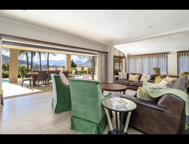 4 BEDROOM HOUSE TO LET IN STELLENBOSCH FARMS