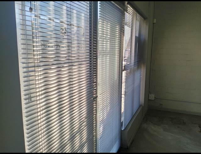 500M² BUILDING TO LET IN ROSENPARK